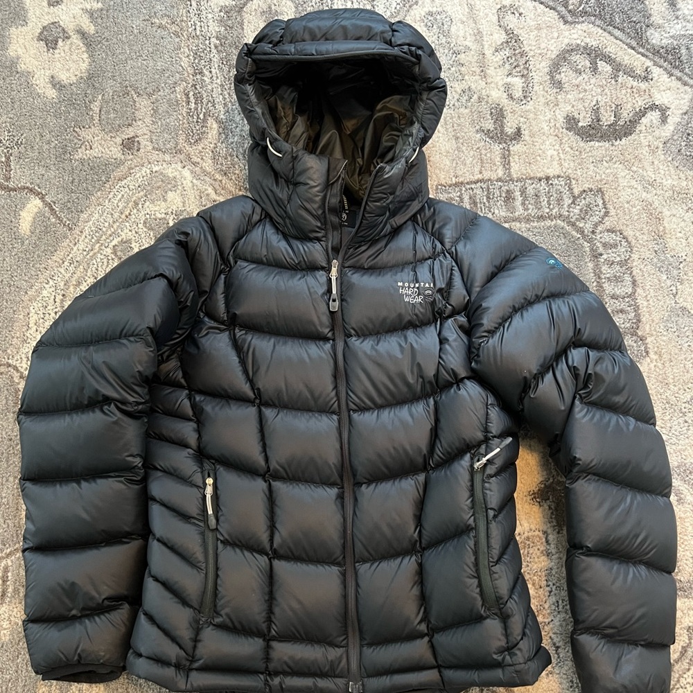 Womens Mountain Hardware Black synthetic down jacket